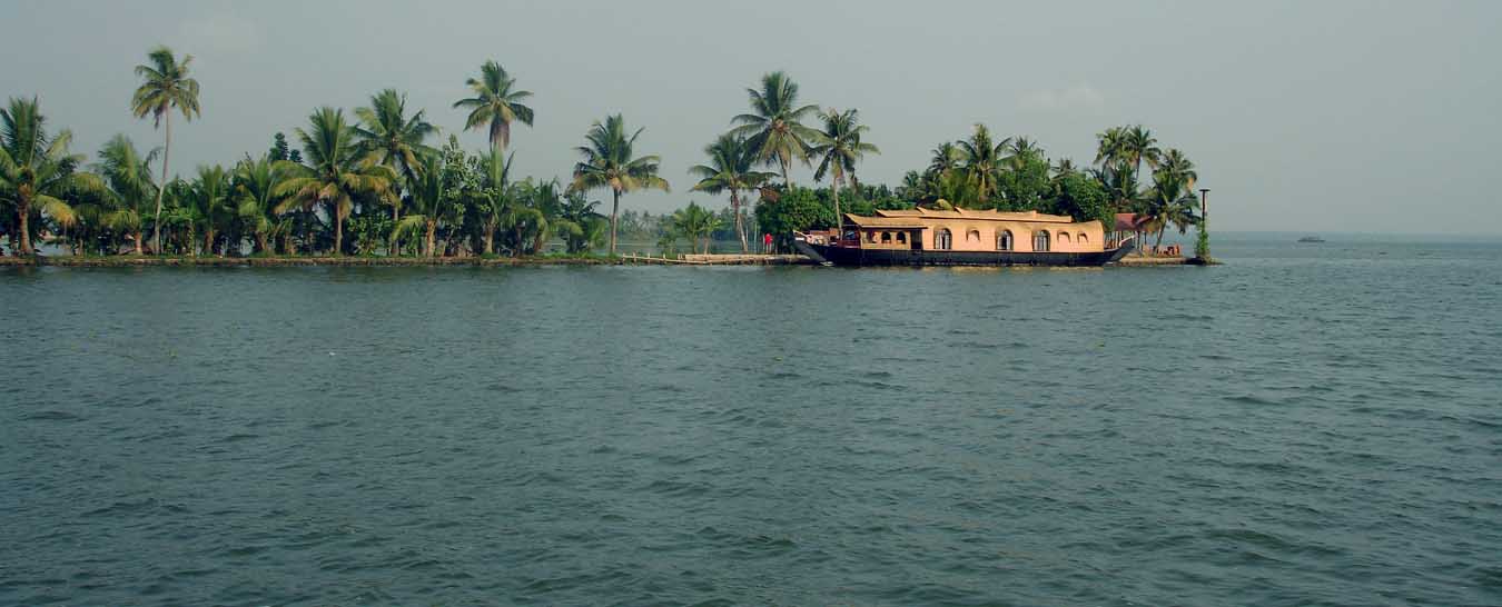 Kerala Honeymoon Tour Package